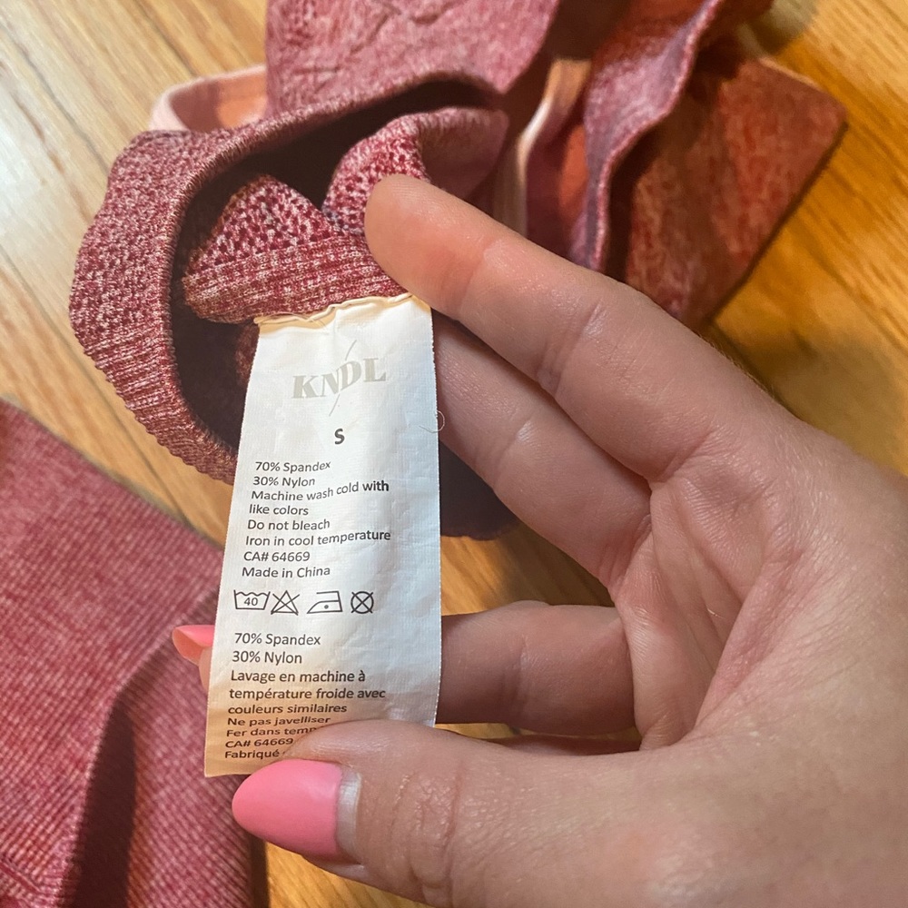 Amazon Workout Set - image 3